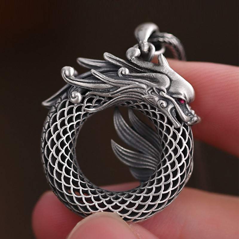Buddha Stones 999 Sterling Silver Anno del Drago Fibbia di Pace Auspiciosa Collana Pendente di Successo Intagliato