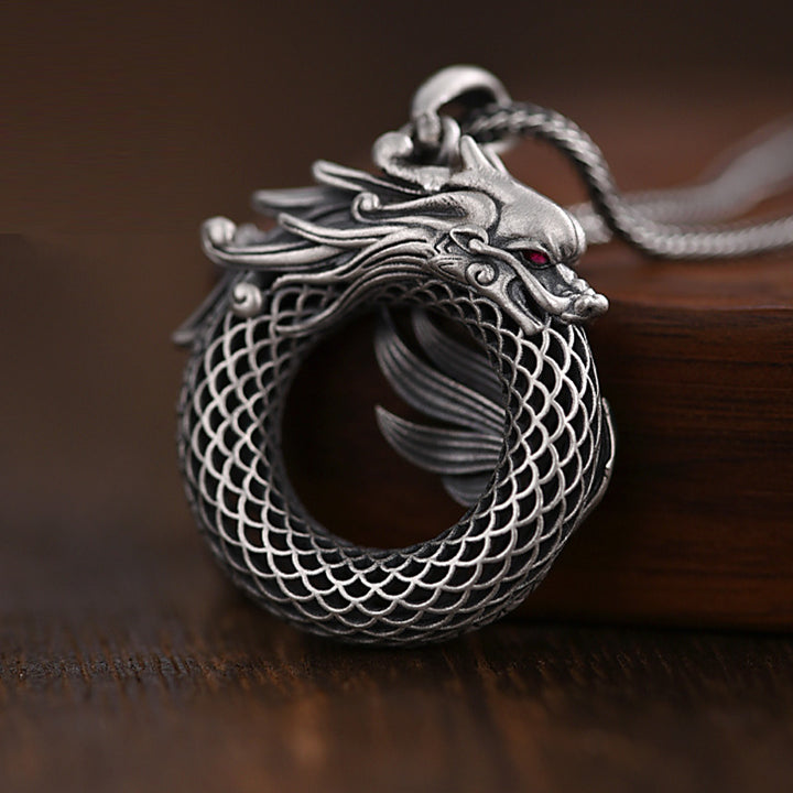 Buddha Stones 999 Sterling Silver Anno del Drago Fibbia di Pace Auspiciosa Collana Pendente di Successo Intagliato