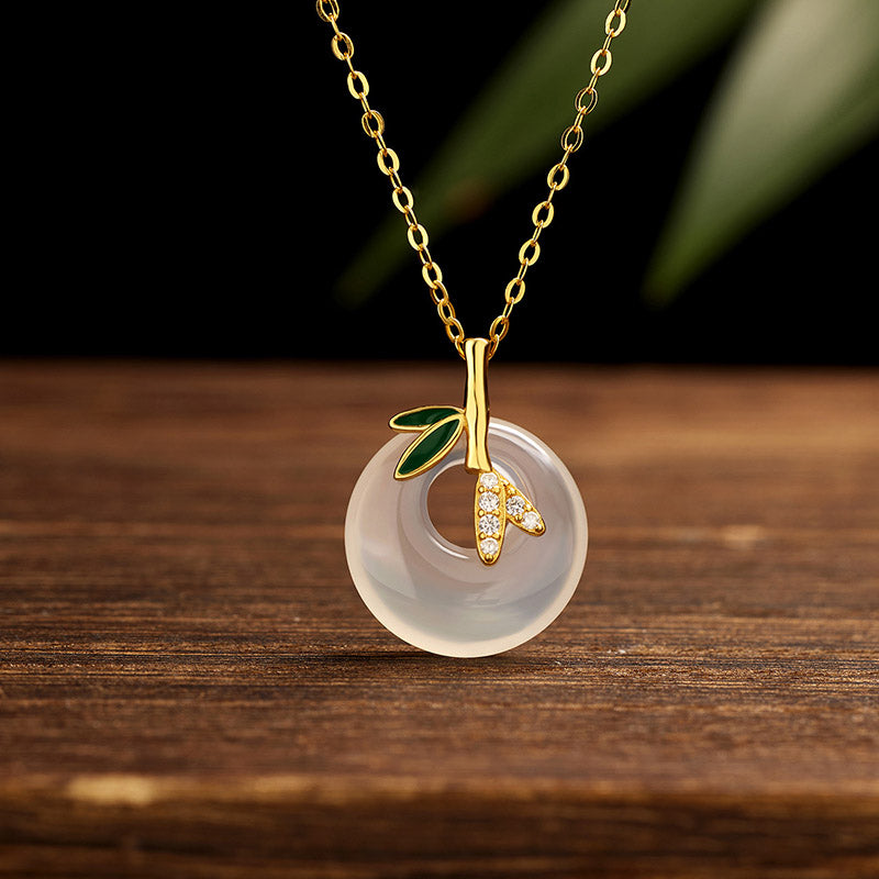 Buddha Stones 925 Sterling Silver Calcedonio Naturale Foglia di Bambù Fibbia della Pace Collana Pendente Positivo - Calcedonio di bambù dorato - image 0