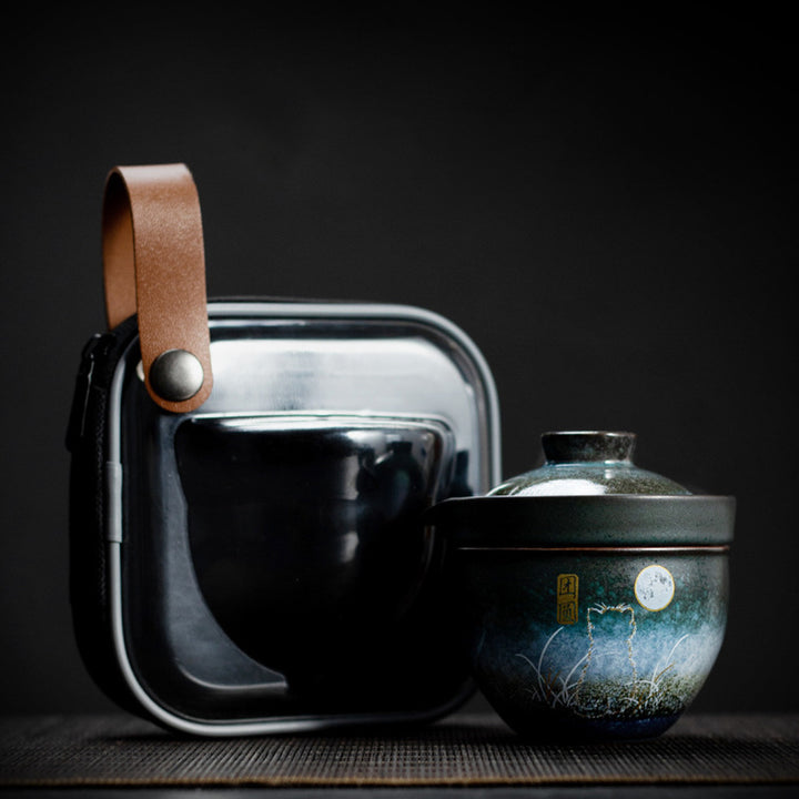 Tazza da tè in ceramica Buddha Stones Deer Mountain Trees Lovely Cat Tazza da tè nera con coperchio e borsa