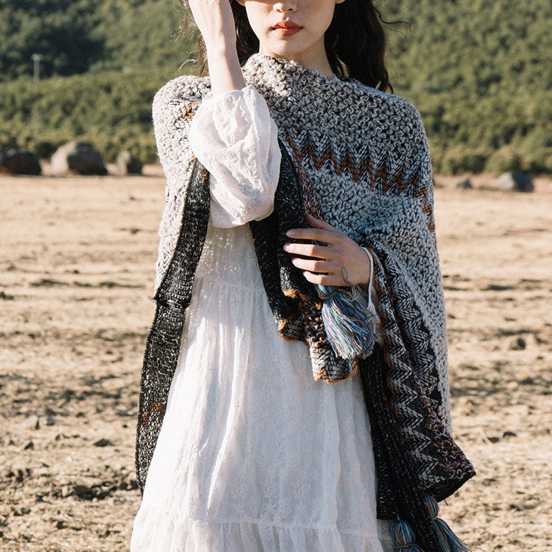 Scialle tibetano Buddha Stones, grigio, marrone, a righe, lavorato a maglia, con nappe, invernale, comodo, da viaggio - image 1