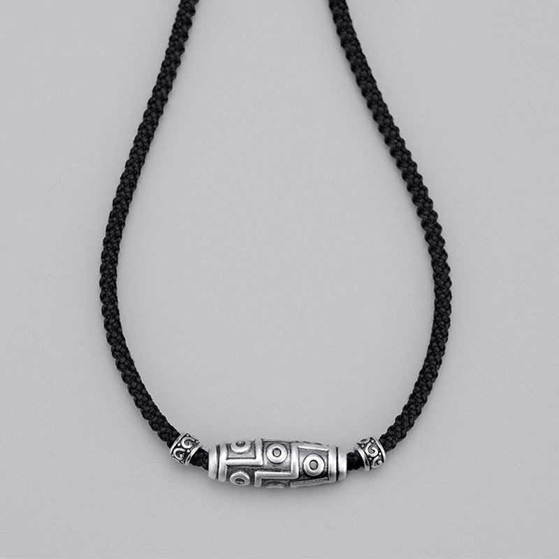 Collana con ciondolo in corda di protezione con motivo a nove occhi Dzi in argento sterling 999 Buddha Stones
