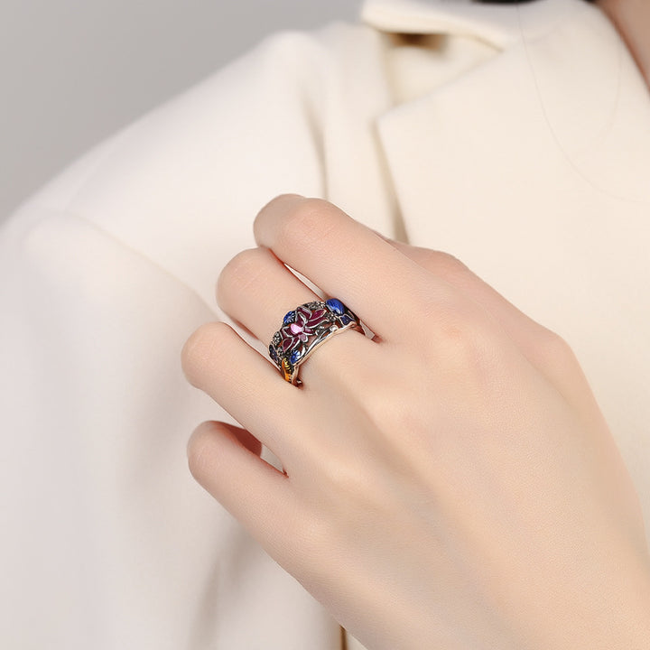 Anello di fortuna e ricchezza con Buddha Stones, pesce koi, fiore di loto e foglia.