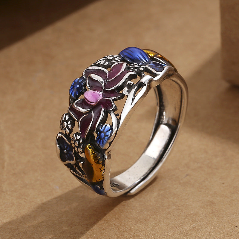 Anello di fortuna e ricchezza con Buddha Stones, pesce koi, fiore di loto e foglia.