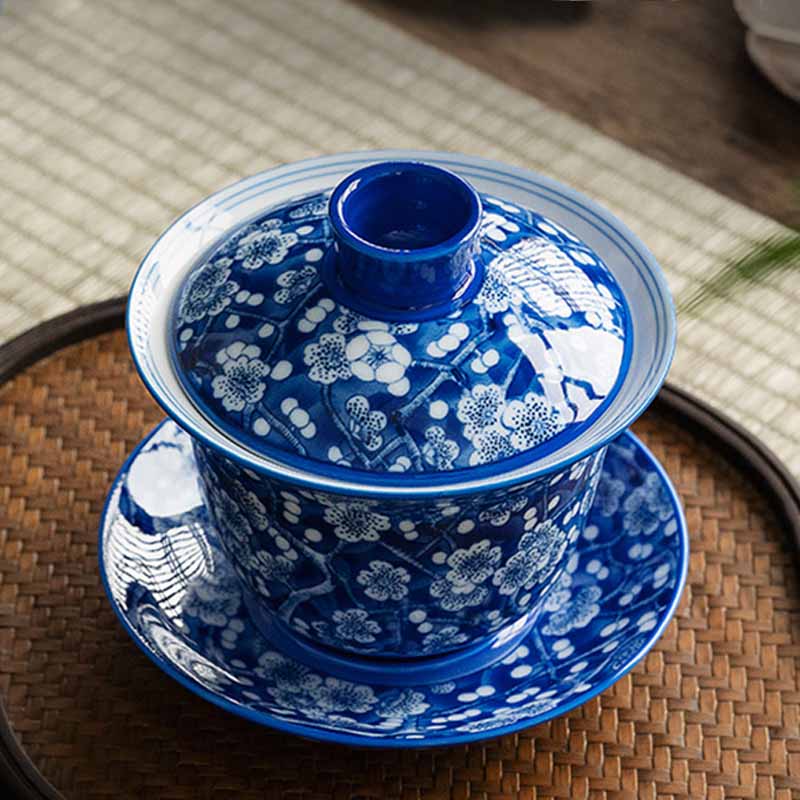 Buddha Stones Plum Blossom Blu e Bianco Porcellana Ceramica Gaiwan Sancai Tazza da Tè Kung Fu Tazza da Tè e Piattino con Coperchio 185ml