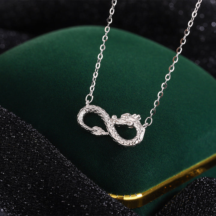 Collana con ciondolo a forma di nodo infinito dell'anno del drago in argento sterling 999 Buddha Stones