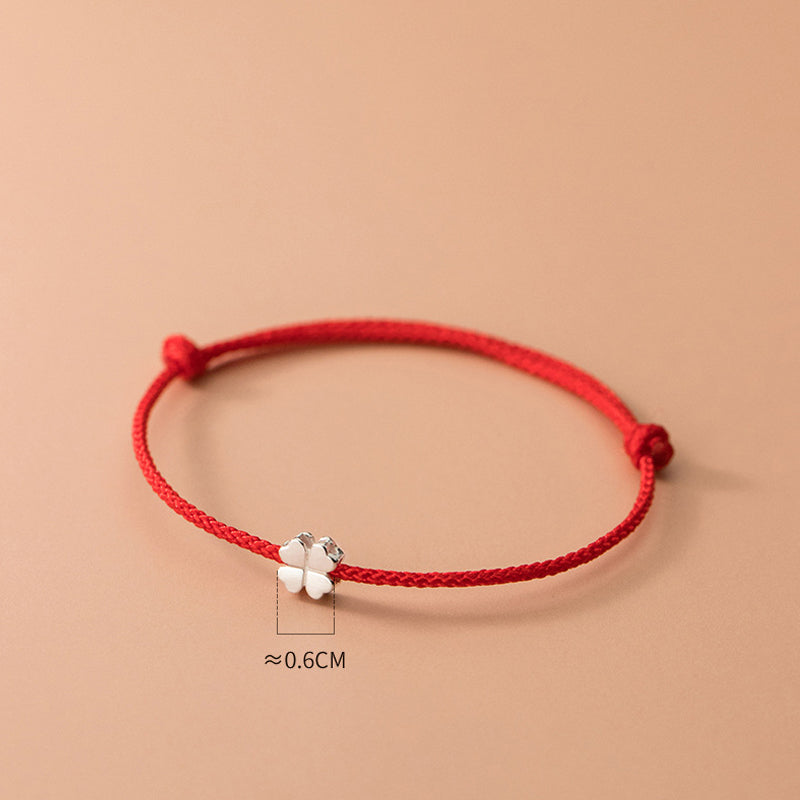 Braccialetto in corda rossa con quadrifoglio in argento sterling 925 Buddha Stones
