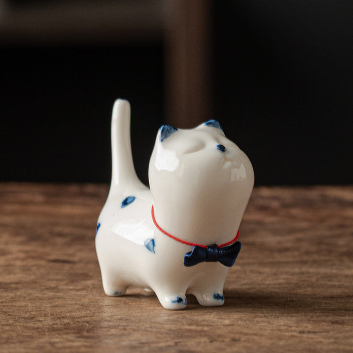 Buddha Stones Mini Lucky White Cat Kitten Tea Pet Ceramica Casa Scrivania Figurina Decorazione