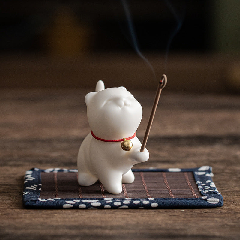 Buddha Stones Mini Lucky Cat Kitten Tea Pet Ceramica Casa Scrivania Figurina Decorazione Con Tappetino Di Bambù