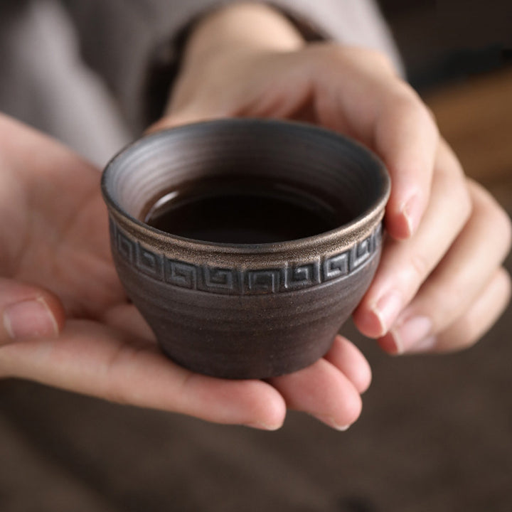 Tazza da tè in ceramica con trama a strisce marroni semplici Buddha Stones Kung Fu Tea Cup Bowl