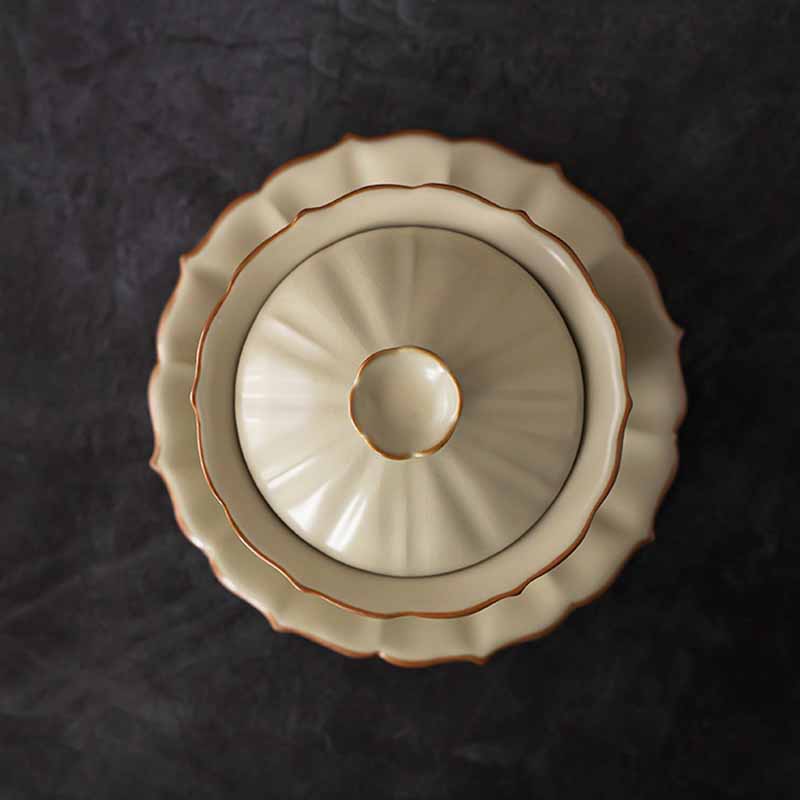 Buddha Stones Beige Plum Blossom Shape Peach Branch Ceramic Gaiwan Sancai Tazza da tè Kung Fu Tazza da tè con coperchio