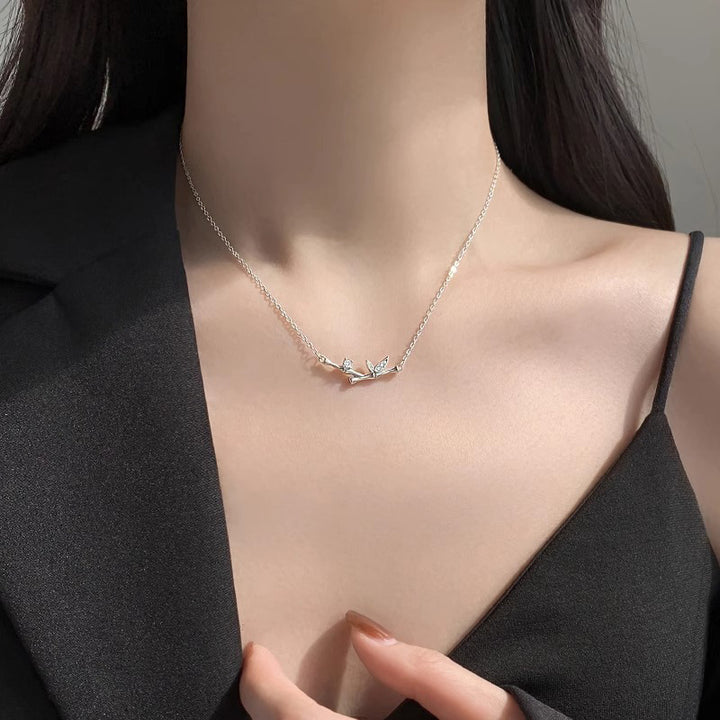 Collana con ciondolo Buddha Stones Bamboo Leaf Design Rame Zircone Ricchezza