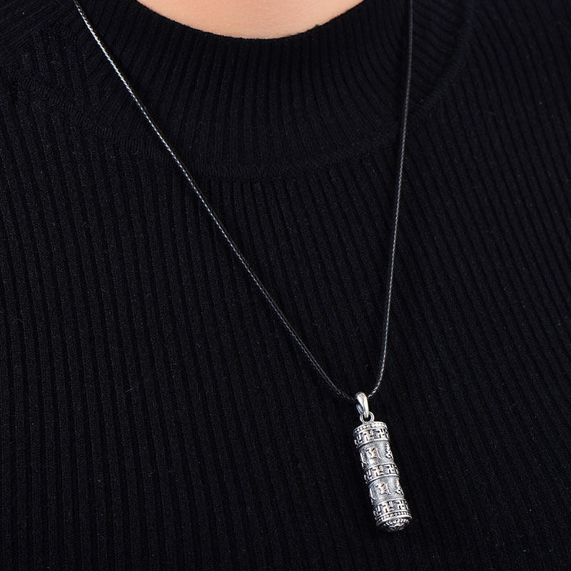 Ciondolo con collana Buddha Stones tibetano Om Mani Padme Hum Buddha svastica fortuna