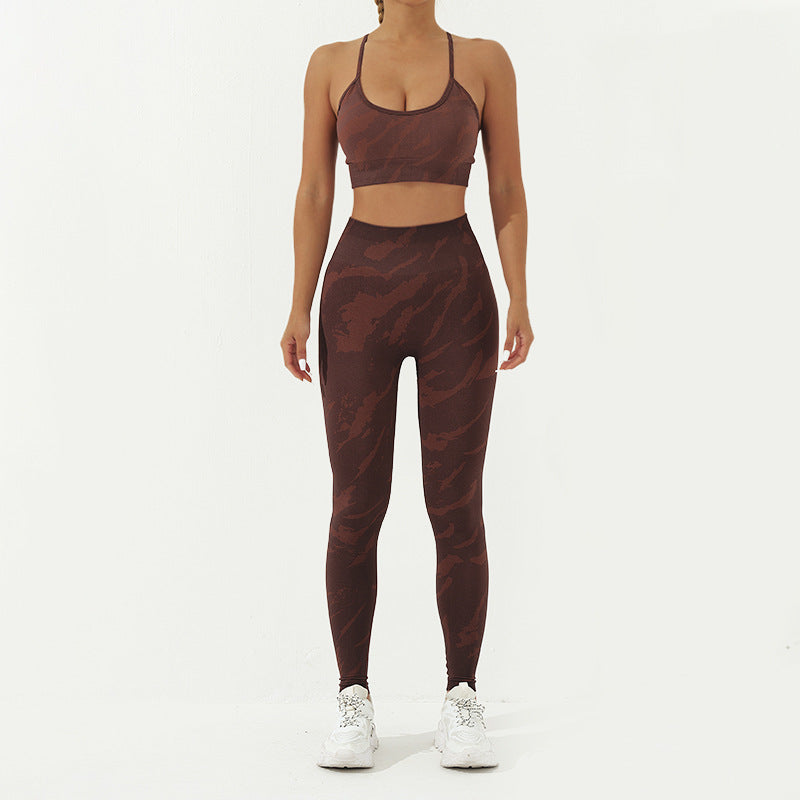 Buddha Stones 2 pezzi Camo Print senza schienale Criss-Cross Strap Top Reggiseno Pantaloncini Leggings Pantaloni Fitness Yoga Outfit Set - Marrone - 2 pezzi (top e pantaloni) - US8-10, UK/AU12-14, EU40-42 (L) - image 9
