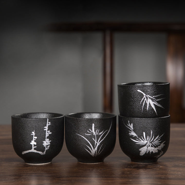 Buddha Stones Dipinto a mano Fiore di loto Bambù Crisantemo Ceramica nera Tazza da tè in ceramica Tazza da tè Kung Fu 95ml