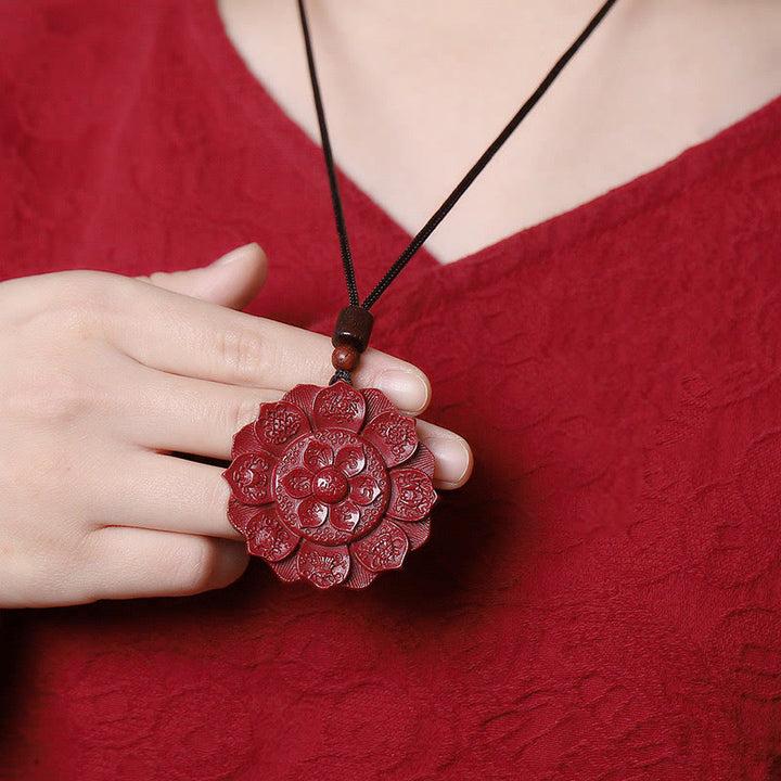 Buddha Stones Cinabro naturale Loto Om Mani Padme Hum Benedizione Collana Corda Pendente