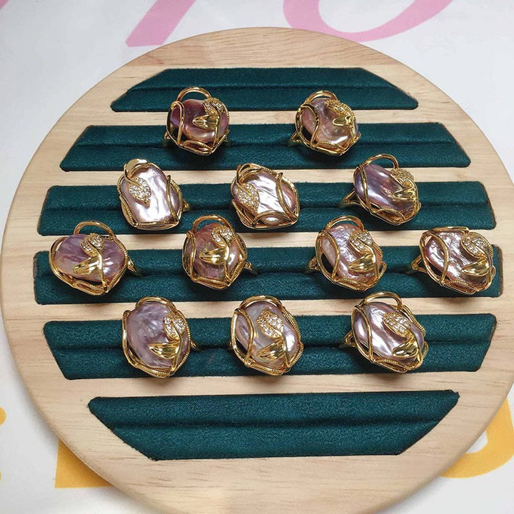Anello Buddha Stones Pearl Rame Placcato Oro Fiore Felicità Ricchezza