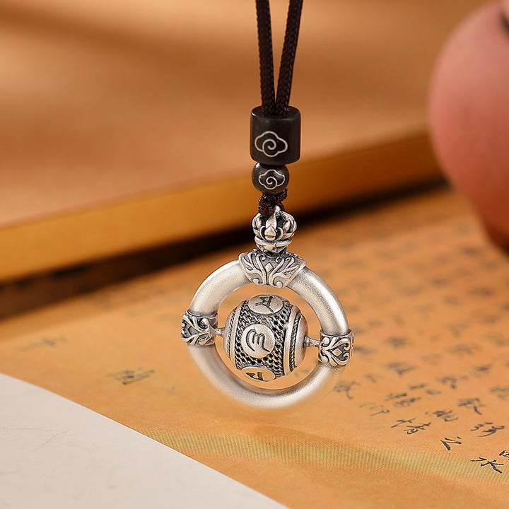 Collana con ciondolo in corda con incisione Om Mani Padme Hum in argento sterling 999 Buddha Stones