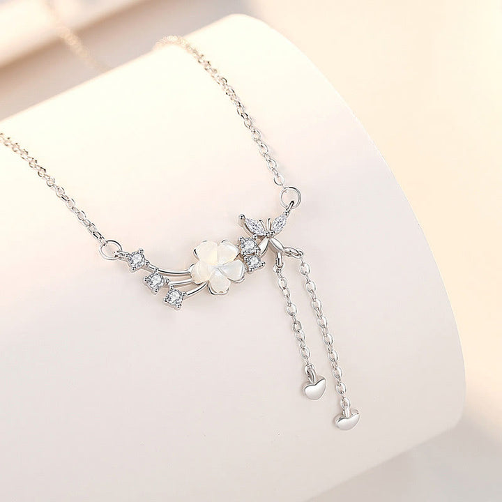 Set di orecchini pendenti con collana e farfalla in argento sterling 925 Buddha Stones