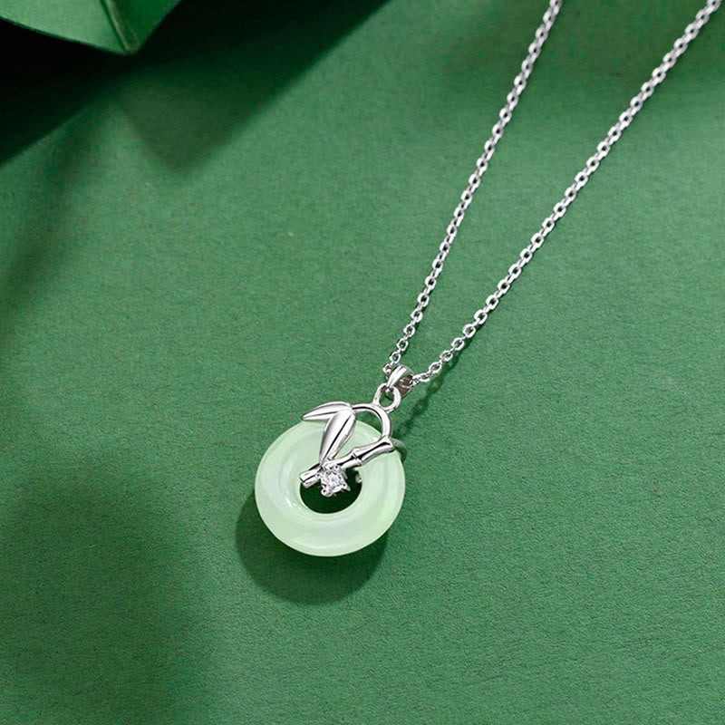 Collana con ciondolo Buddha Stones in argento sterling 925, giada Hetian, foglia di bambù, fibbia della pace e prosperità