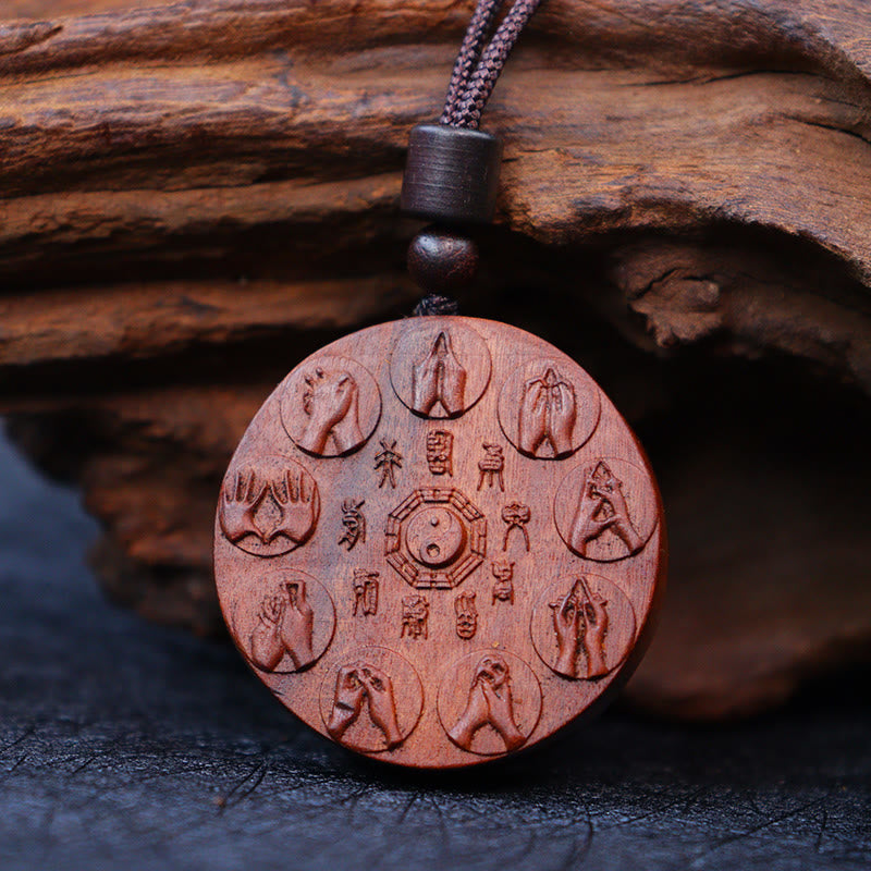 Buddha Stones Fulmine Colpito Legno di Giuggiola Yin Yang Bagua Montagna Fantasmi Spendere Soldi Protezione Collana Pendente