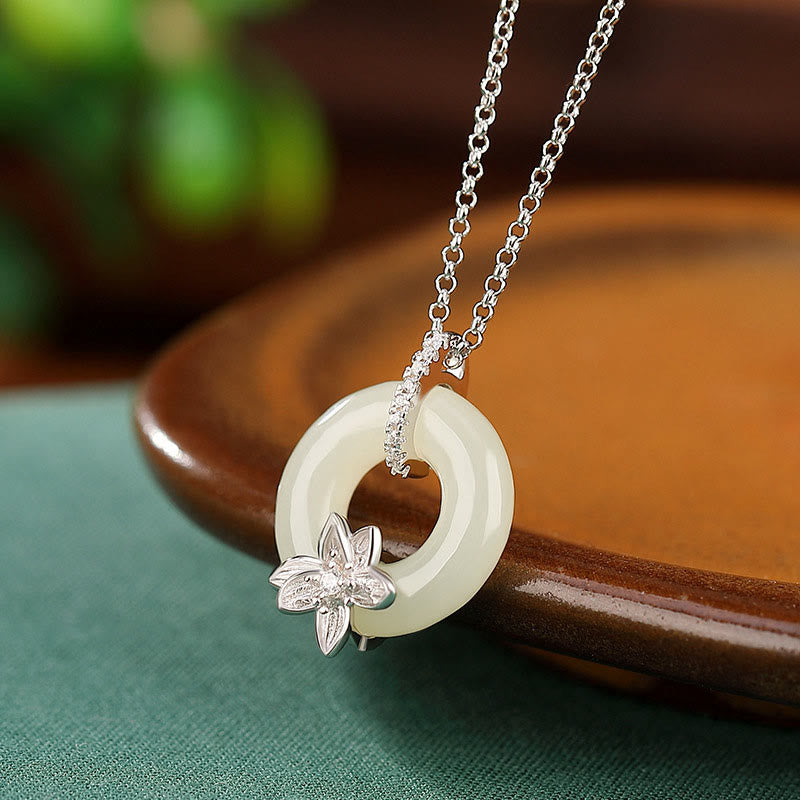 Collana con ciondolo a forma di fiore con fibbia della pace in giada Hetian, argento sterling 925, Buddha Stones