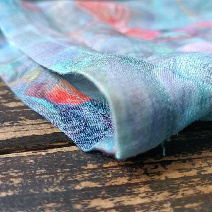 Buddha Stones giacca in lino ramiè a maniche lunghe con stampa di fiori rosa e foglie verdi, motivo a rana e bottoni - image 16