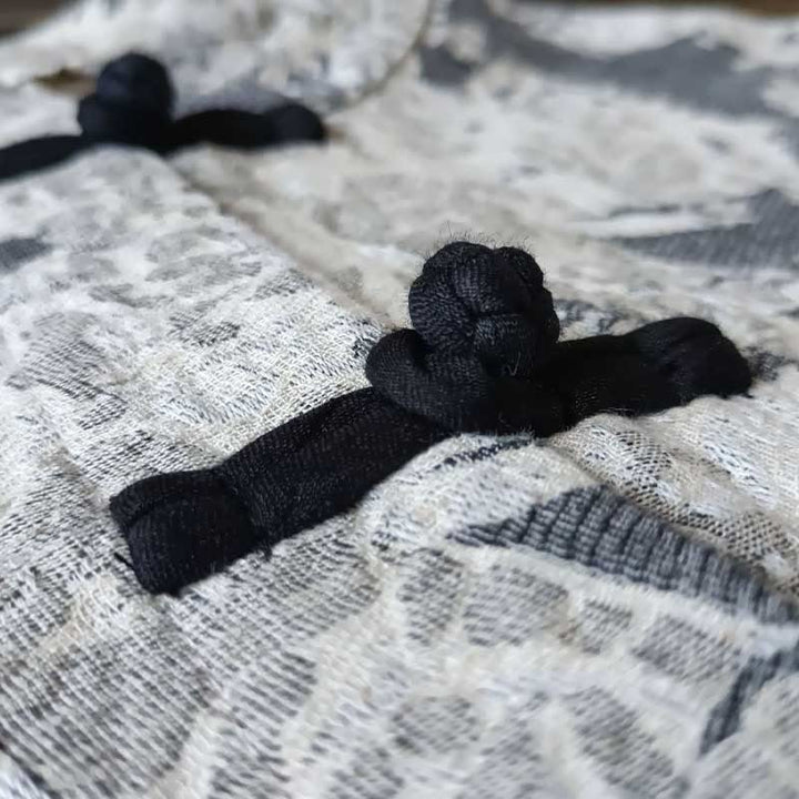 Camicia da giacca in lino di cotone a maniche lunghe con stampa grigia nera Buddha Stones Frog-button Design con tasche