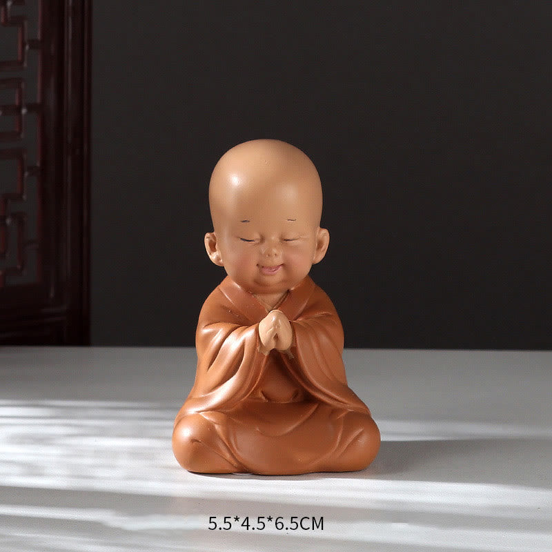 Buddha Stones Piccole Mini Meditazione Monaco Prega Serenità Resina Decorazione per la casa - Monaco in preghiera 5,5*4,5*6,5 cm - image 2