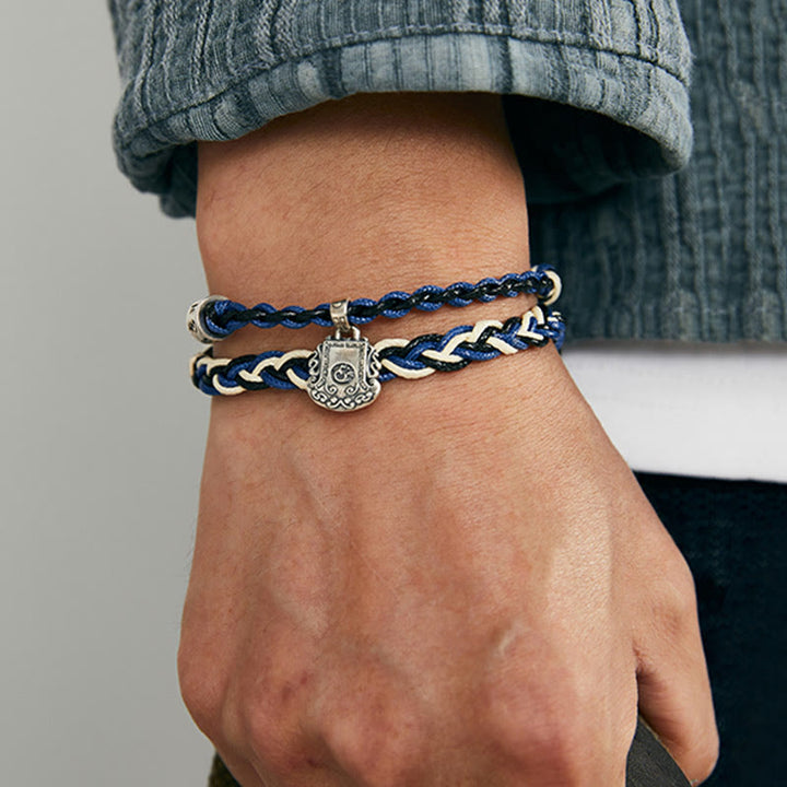 Braccialetto di protezione fatto a mano con svastica in argento sterling 925 con Buddha Stones Om Mani Padme Hum