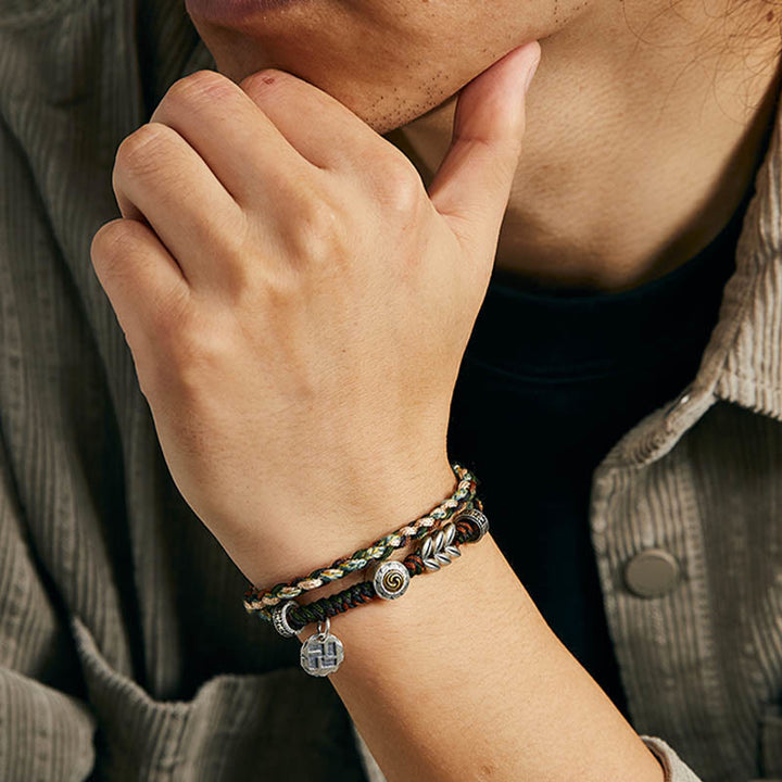 Braccialetto portafortuna fatto a mano con motivo a grano con svastica in argento sterling 925 Buddha Stones