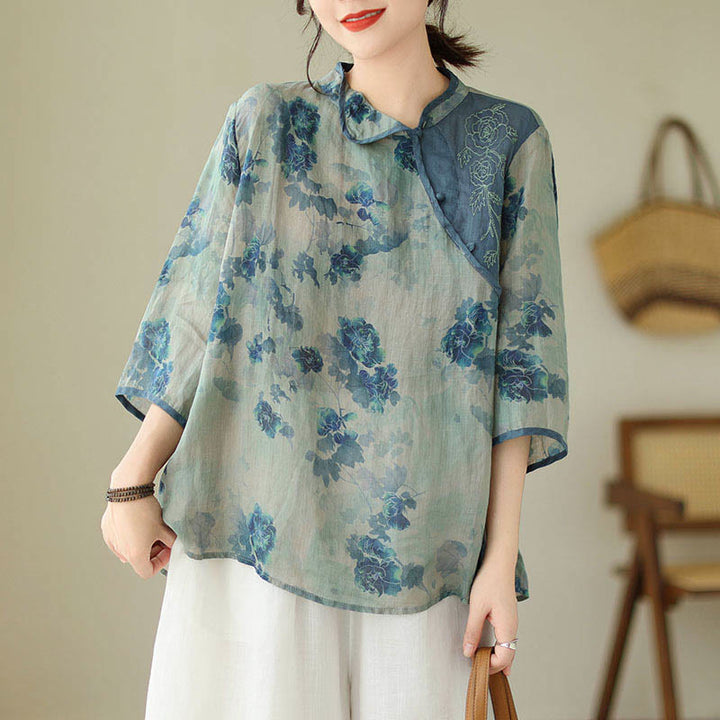 Camicia a maniche a tre quarti con stampa Buddha Stones PLUS SIZE e motivo floreale blu jacaranda. - image 8