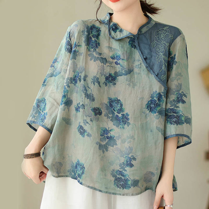 Camicia a maniche a tre quarti con stampa Buddha Stones PLUS SIZE e motivo floreale blu jacaranda. - image 6