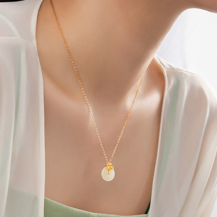 Collana con ciondolo Buddha Stones in argento sterling 925, giada Hetian, foglie di ginkgo e prosperità