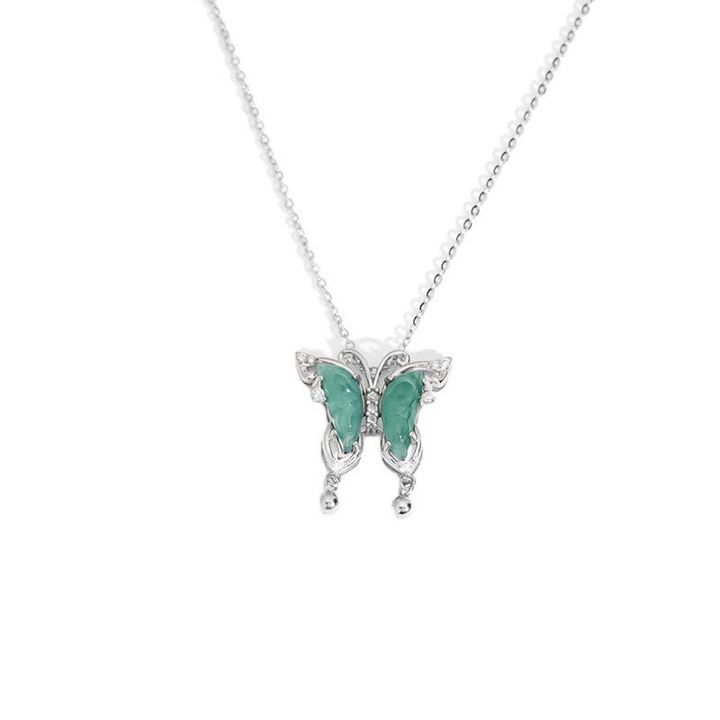 Collana con ciondolo a forma di farfalla in giada verde in argento sterling 925 Buddha Stones
