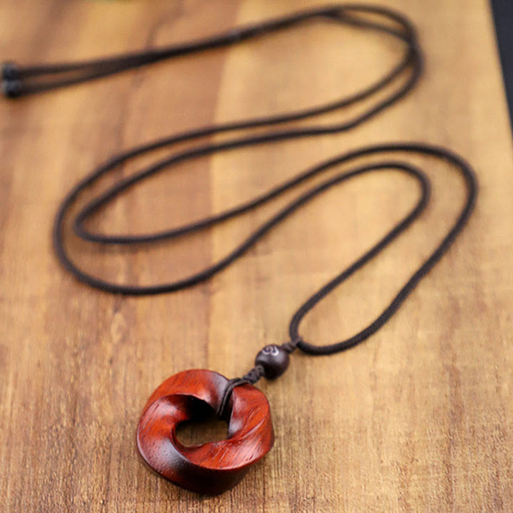 Collana con ciondolo di rilassamento con nuvole di buon auspicio Buddha Stones