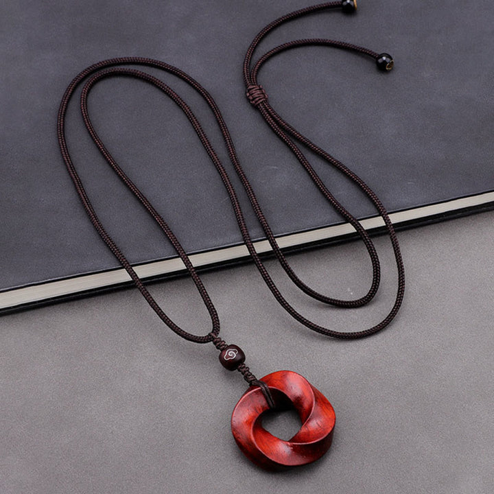 Collana con ciondolo di rilassamento con nuvole di buon auspicio Buddha Stones