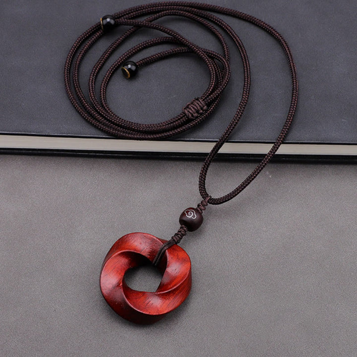 Collana con ciondolo di rilassamento con nuvole di buon auspicio Buddha Stones