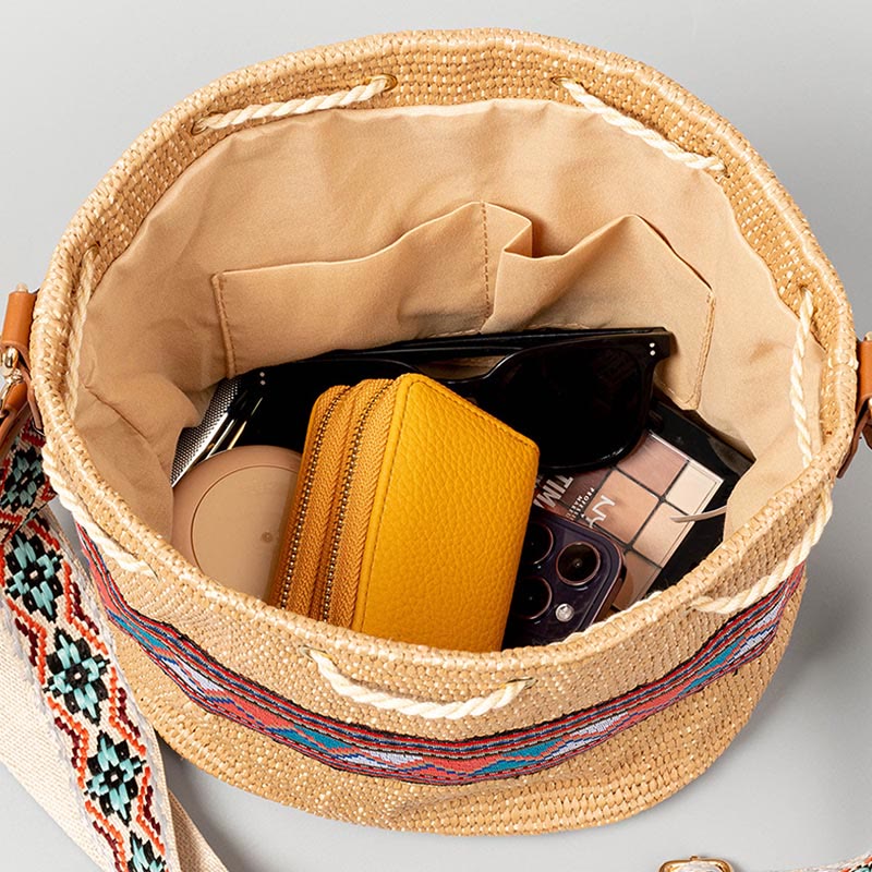 Borsa a tracolla con nappe, motivo : Buddha Stones Beach Geometry, in paglia intrecciata
