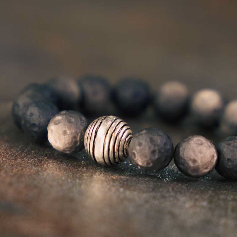 Braccialetto di protezione in meteorite lunare con ossidiana lucida in argento naturale Buddha Stones
