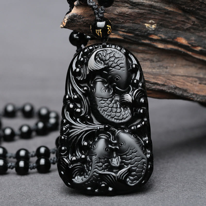 Collana con ciondolo di perline di forza incisa con pesce koi in ossidiana nera Buddha Stones - Pesce Koi (Fortuna♥Prosperità) - image 1