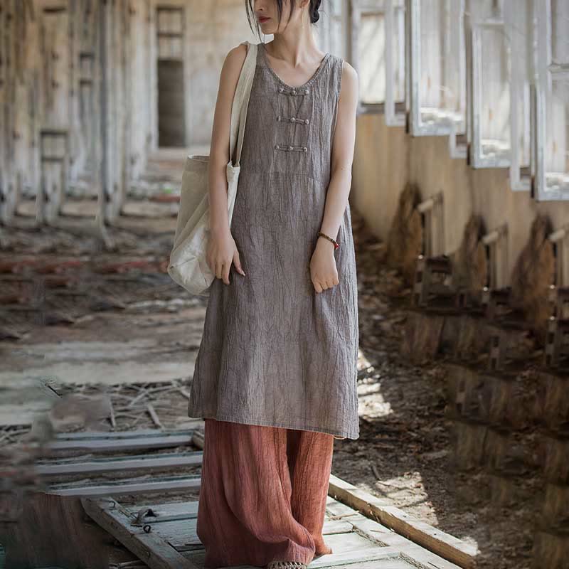Buddha Stones Vestito midi senza maniche con bottoni a rana e pantaloni larghi in lino ramiè con tasche