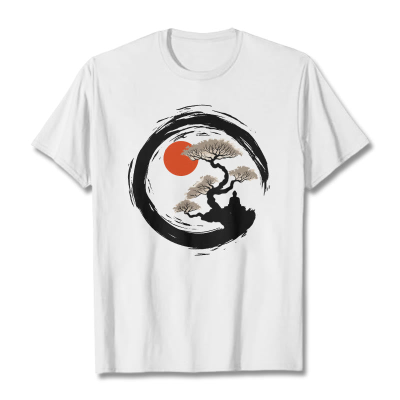 Maglietta Buddha Stones, Sole Rosso, Pino, Cerchio Zen, Persona in Meditazione - Bianco - 2XL - image 6