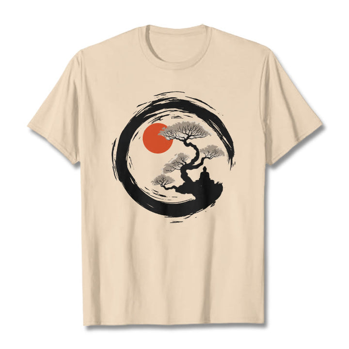 Maglietta Buddha Stones, Sole Rosso, Pino, Cerchio Zen, Persona in Meditazione - Biscotto - 2XL - image 12