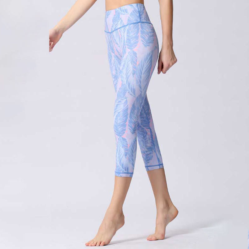 Leggings sportivi da yoga con stampa a farfalla e foglie Buddha Stones , pantaloni capri da yoga da donna - Ciano chiaro - US8-10, UK/AU12-14, EU40-42 (XL) - image 10