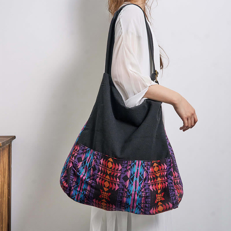 Borsa a tracolla in cotone con motivo geometrico rosso rosa e nero Buddha Stones