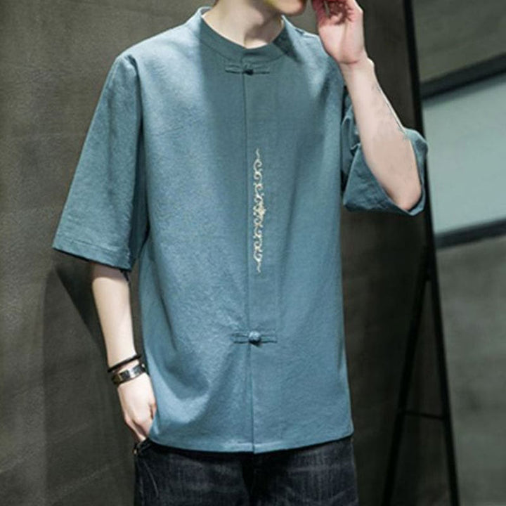 Camicia da uomo in cotone a mezza manica con ricamo a bottone con rana, tinta unita, motivo Buddha Stones - image 1