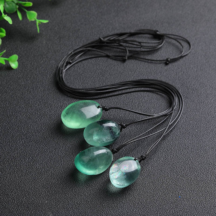 Collana con ciondolo di fluorite verde Buddha Stones Power - image 1