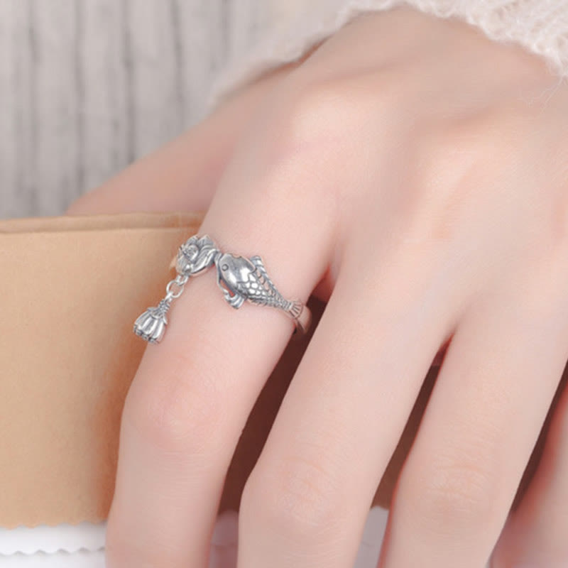 Anello di successo con fiore di loto e pesce koi in argento sterling 925 Buddha Stones