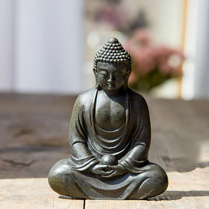 Buddha Stones Buddha tibetano in meditazione Statua in resina fusa ruggine polvere di ferro Decorazione della serenità